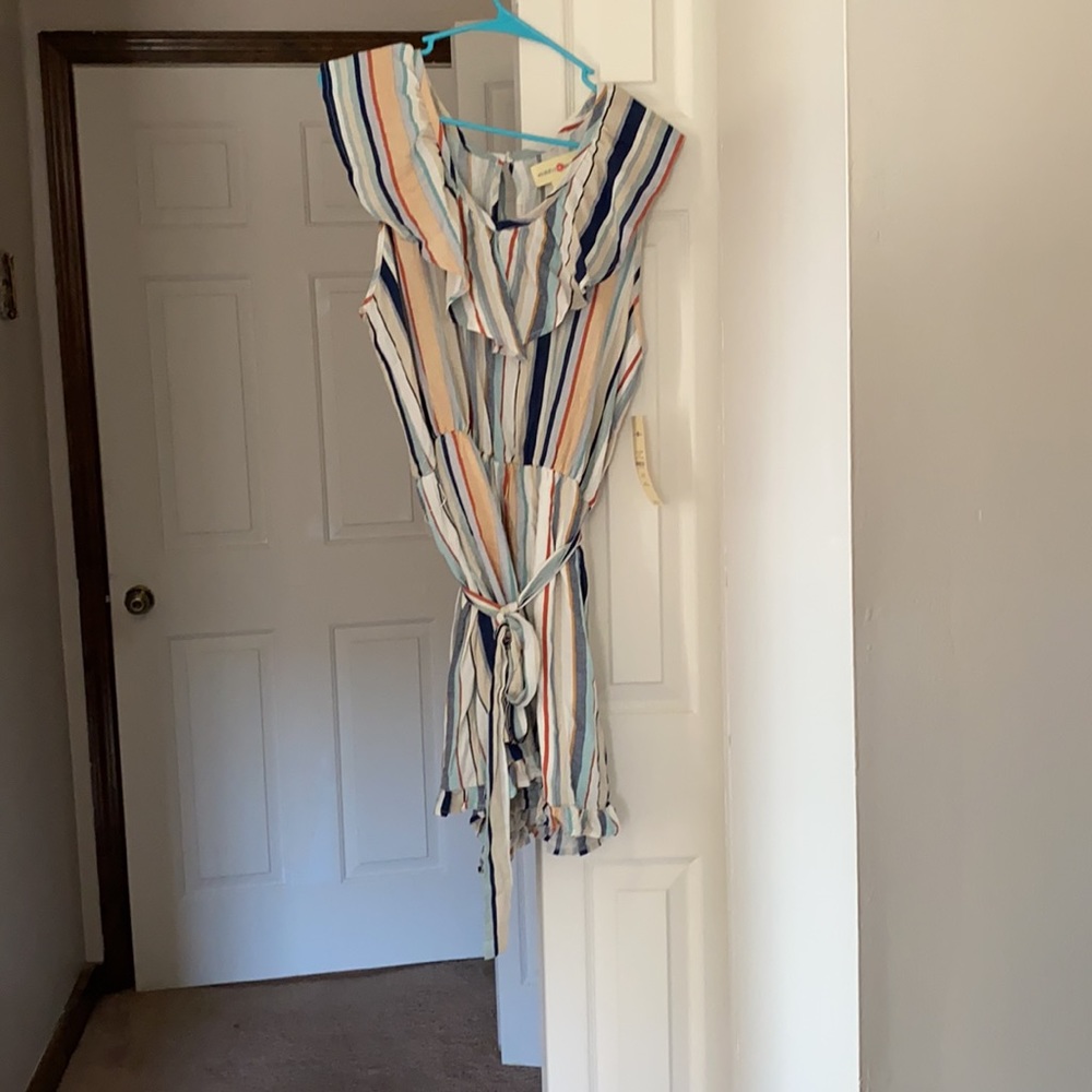 Romper - Picture 2 of 5